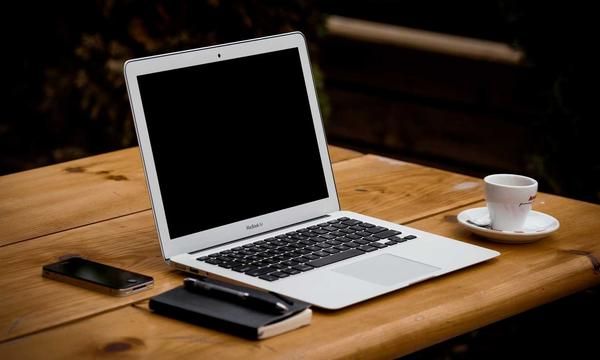 Stress, Cortisol and the Morning Curve: Why Waking Hours Feel Uneven