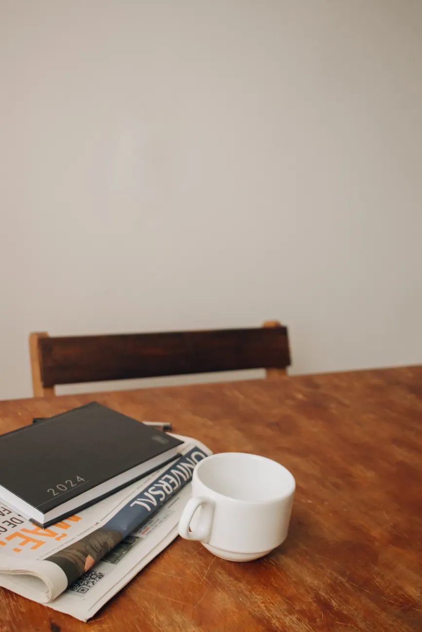 5 Reasons Naps and Evening Light Quietly Disrupt Sleep Habits